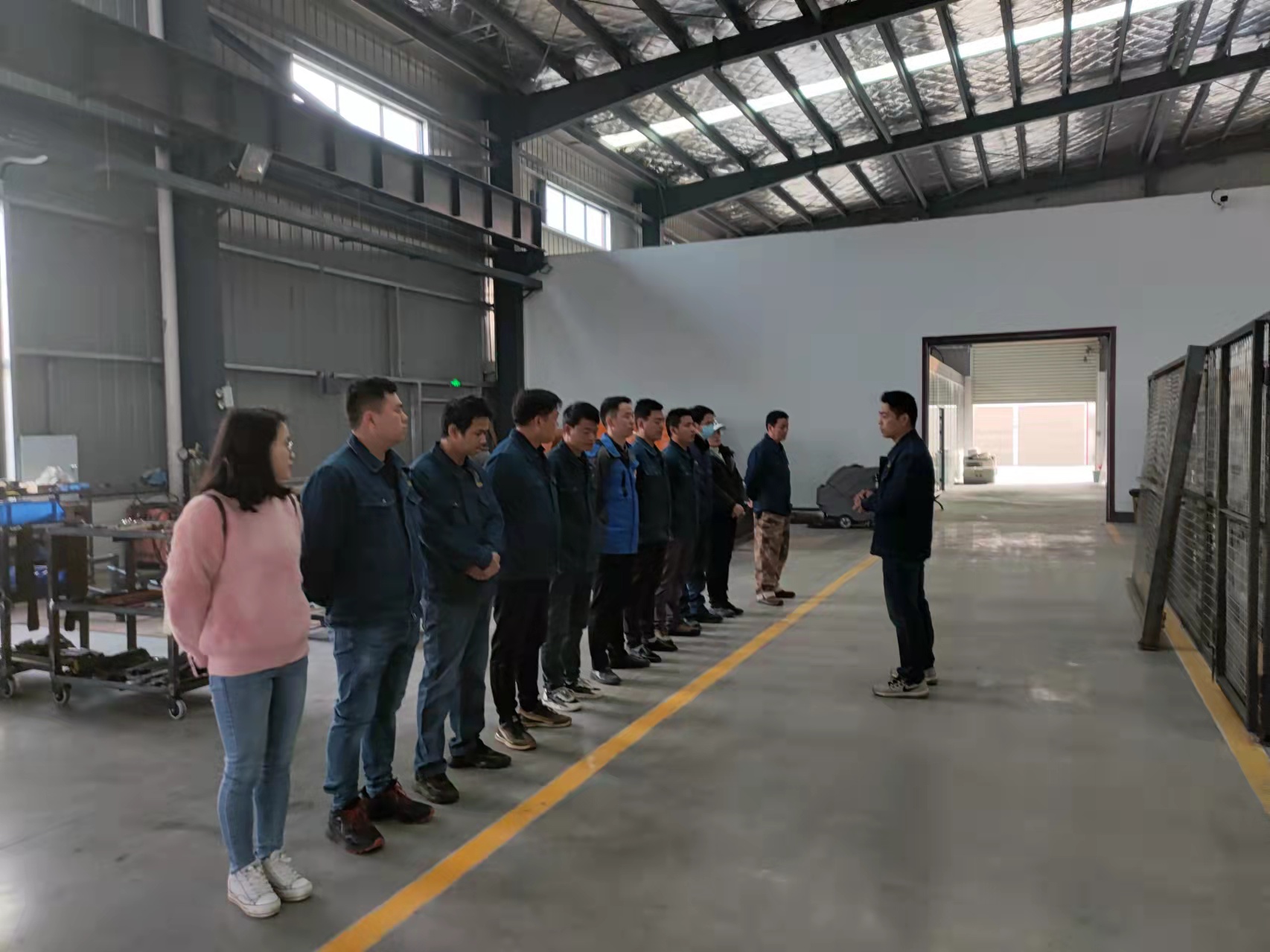 科玛森细石混凝土泵工厂早会