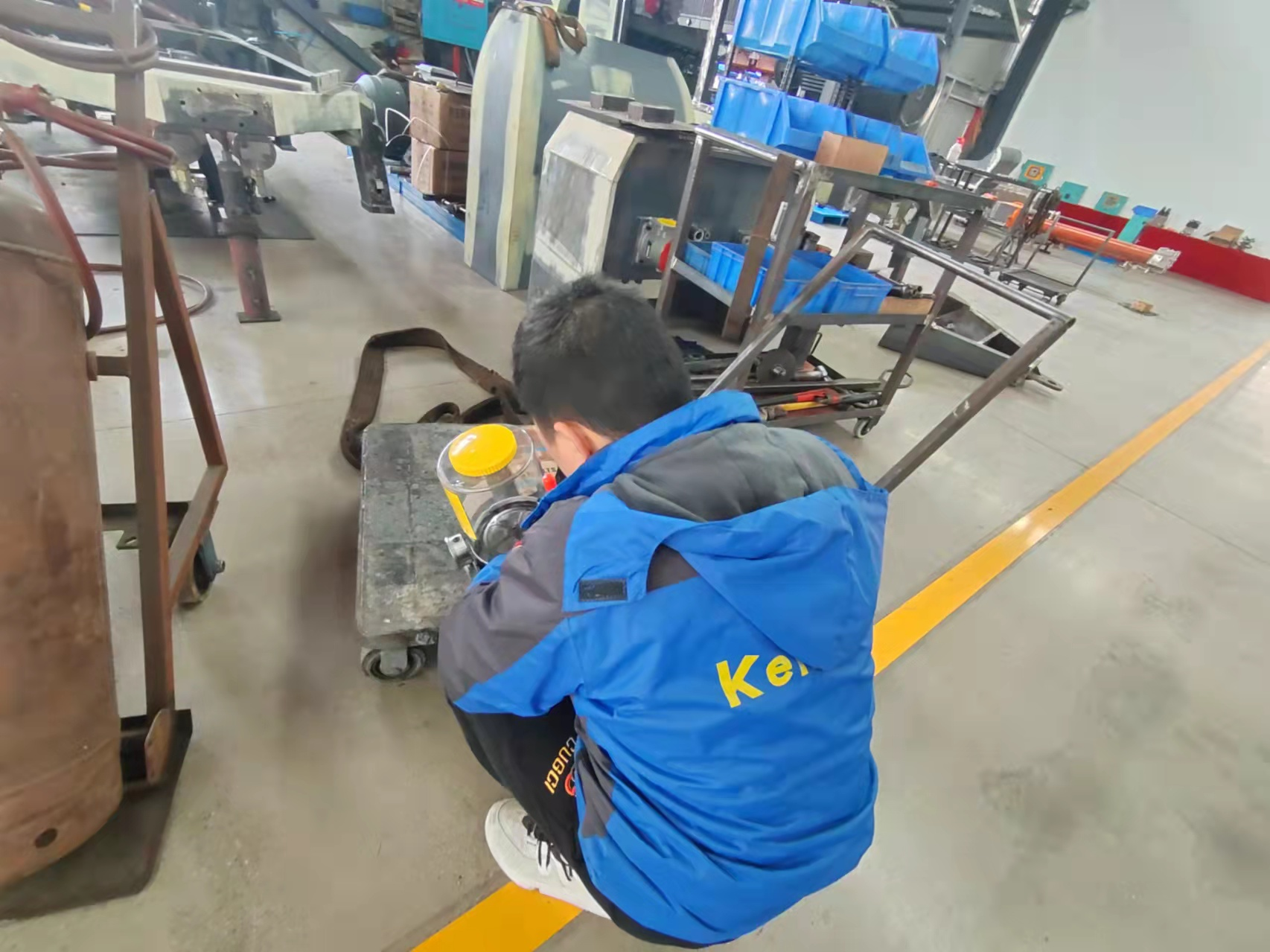 细石混凝土泵零件检查